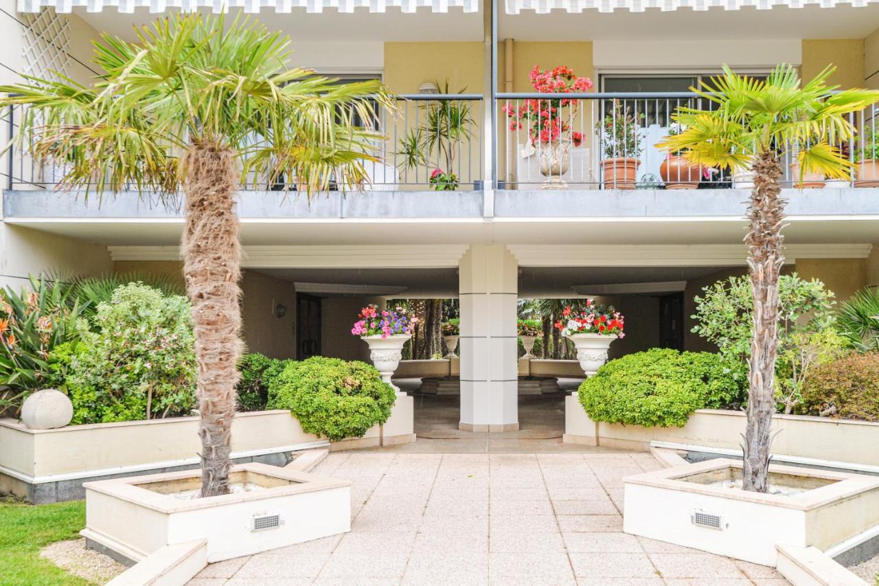Le Lido - Piscine, Proche Plage Cagnes-sur-Mer Exteriör bild